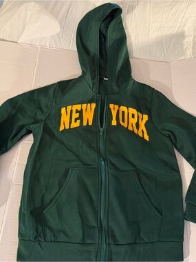 #225 !it jeans Dark Green Zip Hoodie with Yellow 'NEW YORK' Text